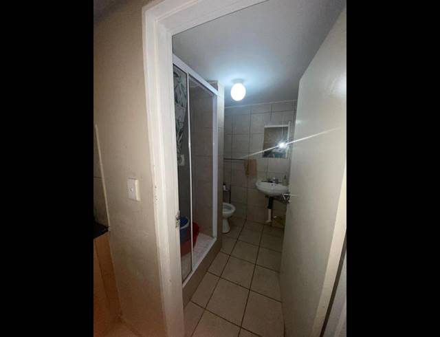 1 BEDROOM APARTMENT FOR SALE IN AUCKLAND PARK